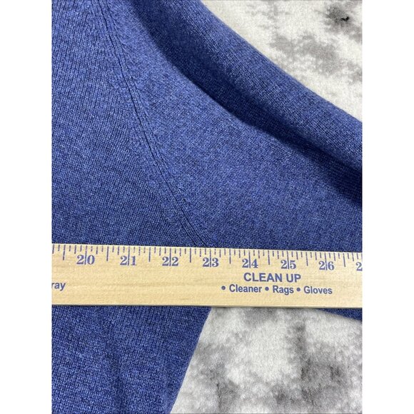 LL Bean Lambs Wool Sweater Mens Size S/M Blue V-Neck Comfort Casual - Picture 7 of 8